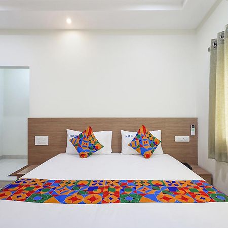 Fabhotel Karthikeya Residency - Tirupati Bus Stand - 900M Buitenkant foto